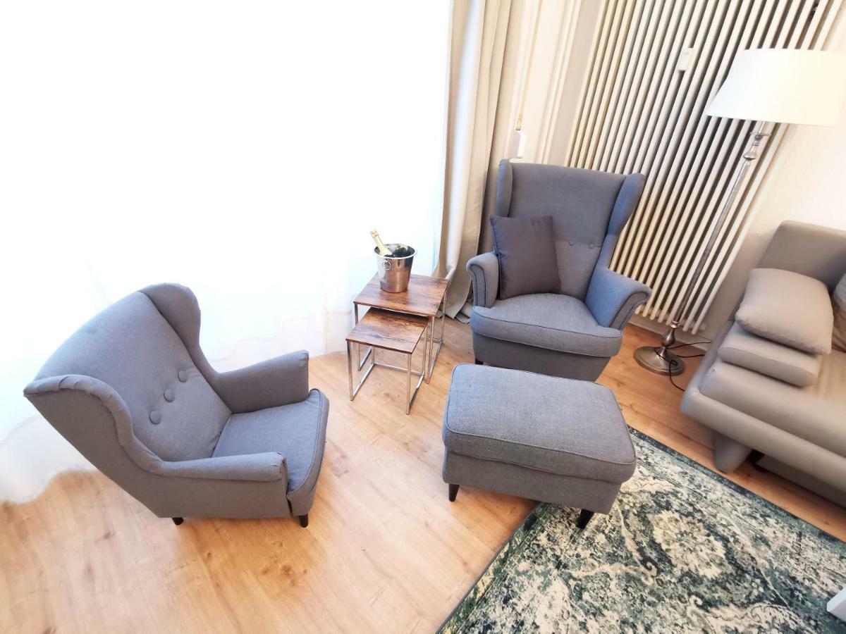 Kvh By Rockchair Apartments L Superhost Status L Boxspringbett Am Schloss Charlottenburg Welcomes You! Берлін Екстер'єр фото