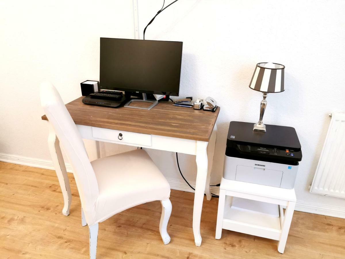 Kvh By Rockchair Apartments L Superhost Status L Boxspringbett Am Schloss Charlottenburg Welcomes You! Берлін Екстер'єр фото