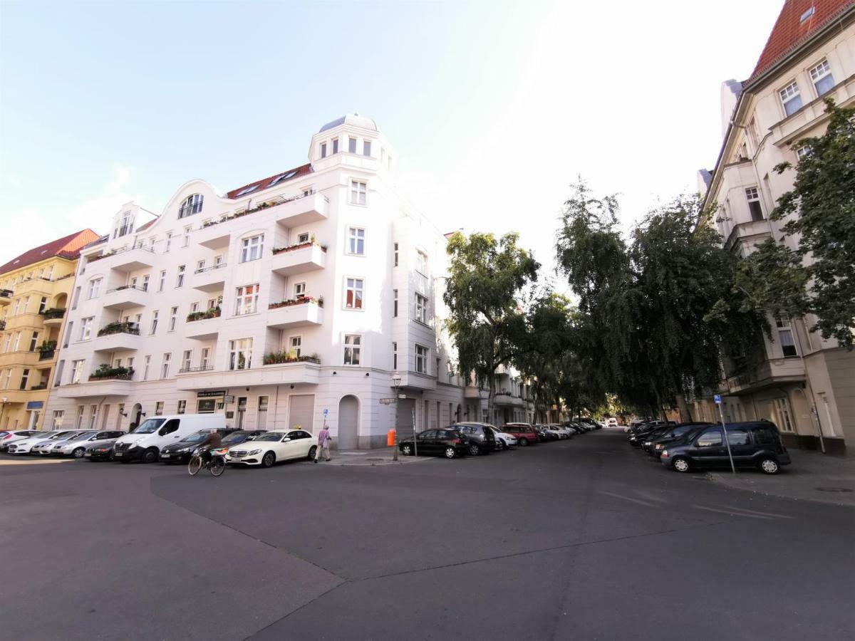 Kvh By Rockchair Apartments L Superhost Status L Boxspringbett Am Schloss Charlottenburg Welcomes You! Берлін Екстер'єр фото